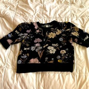H&M Cropped Floral Sweatshirt